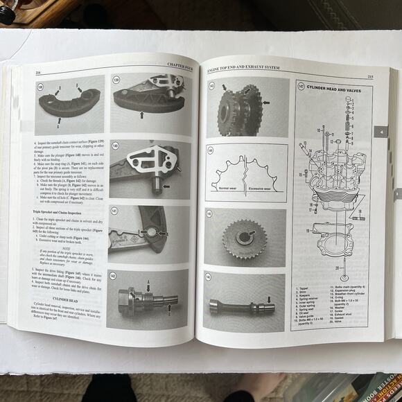 Clymer Manual Harley Davidson VRSC Series 2002 to 2014 Motorcycle Repair M426 - Picture 5 of 13